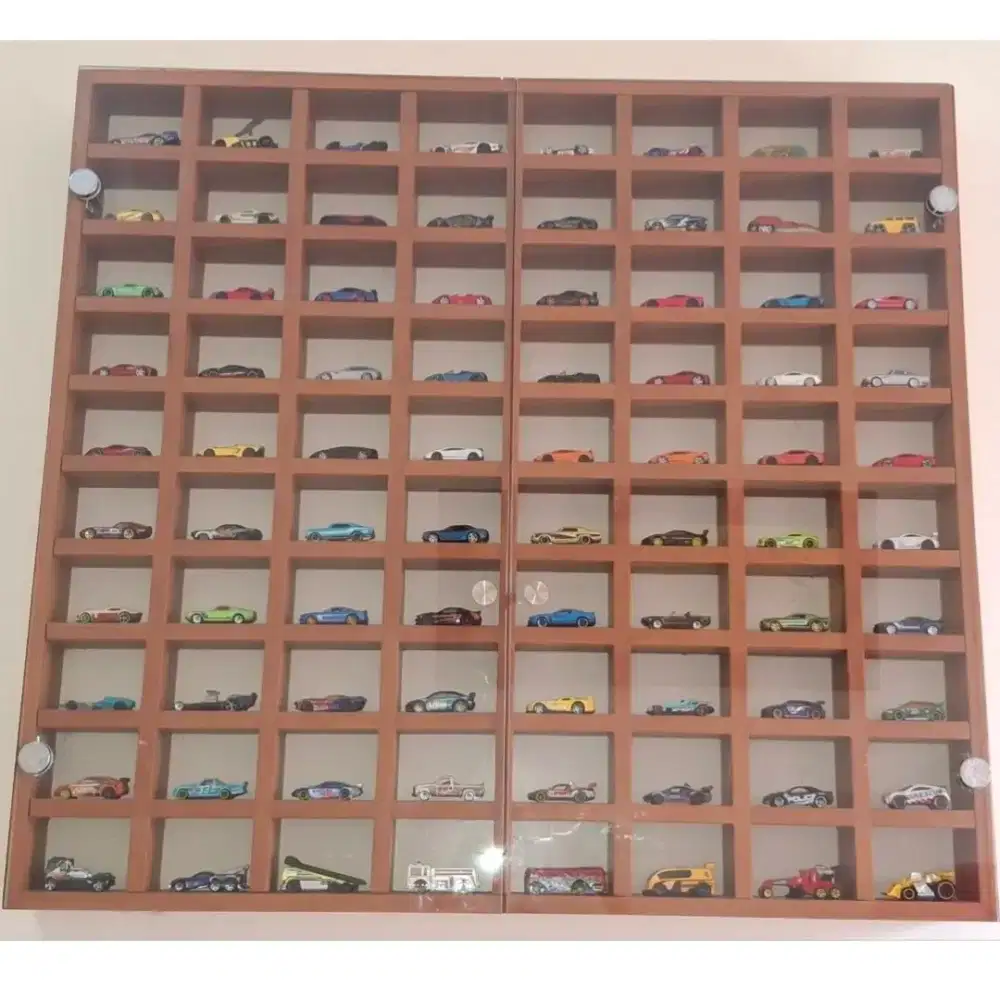 Rak dan bonus Mobil mobilan