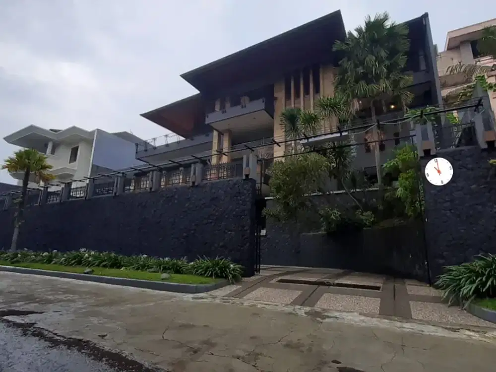 Termurah! Rumah Furnish di Setraduta Bandung