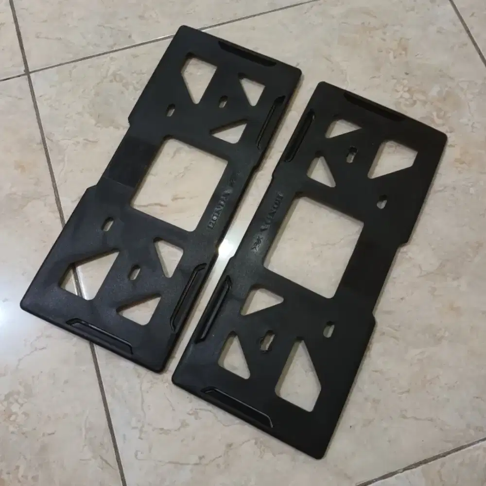 Bingkai plat nomor motor honda