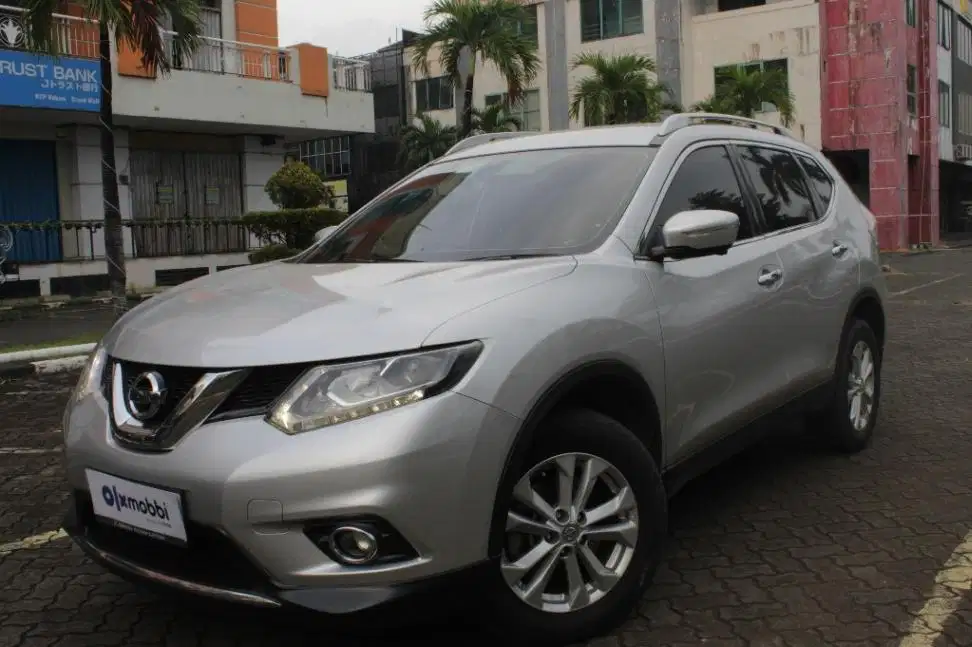 PAJAK PANJANG - Nissan X-Trail 2.0 Bensin-AT 2018