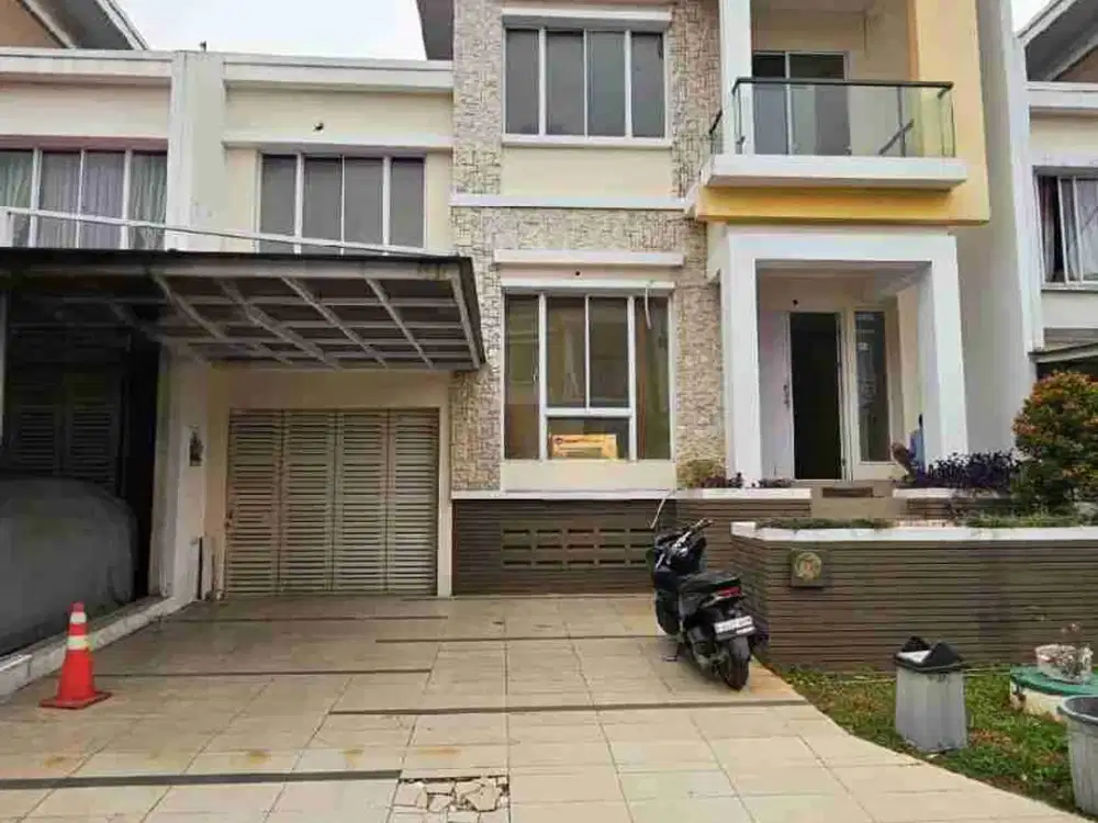 Rumah besar, mewah dalam Cluster Elite di Lotus Garden Grand Galaxy Bekasi