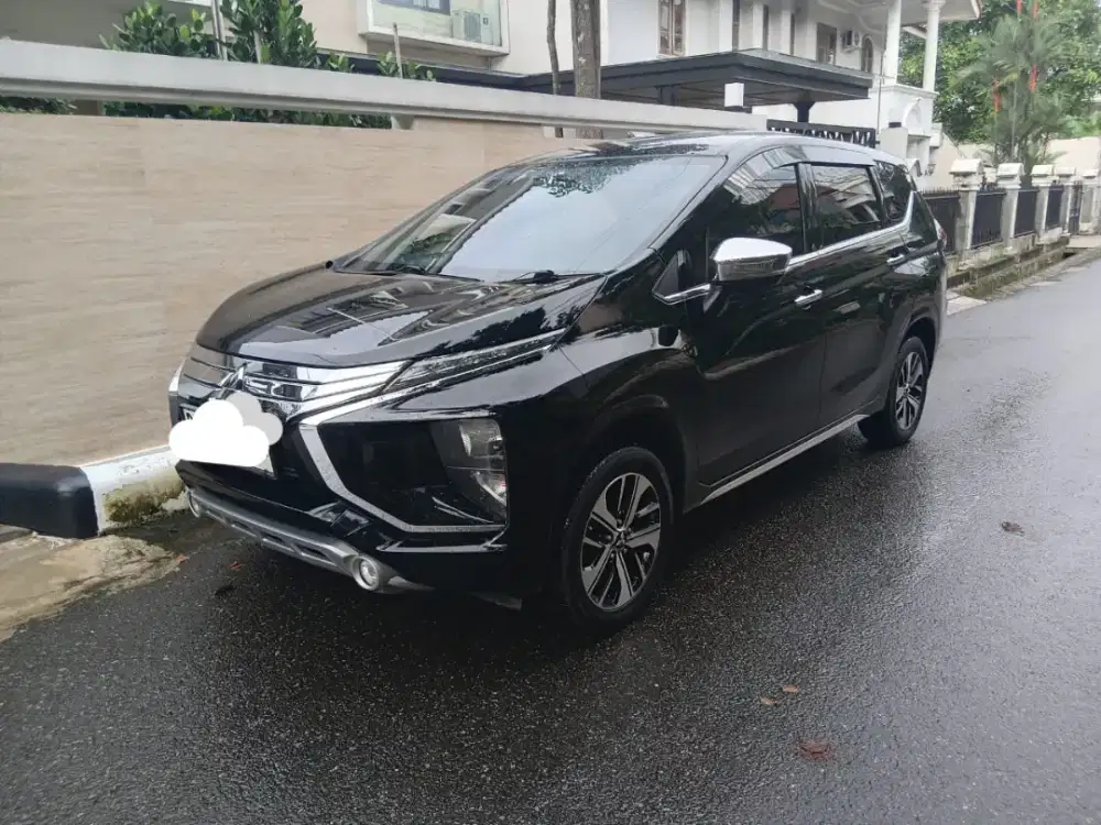 Xpander Ultimate low km antik