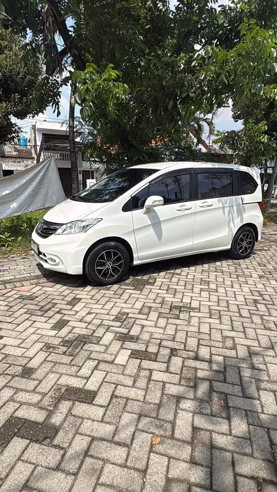 Honda Freed 2015 Bensin