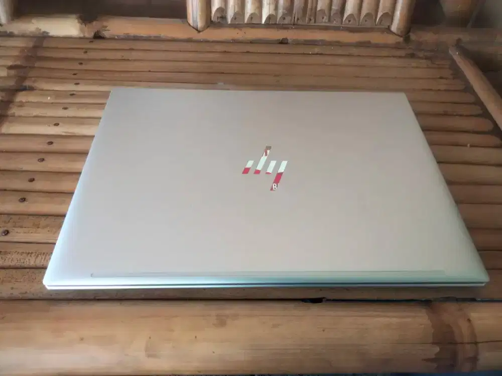 HP Elitebook 840-g10/Intel core i5-gen13/RAM 16 SSD 256gb/garansi 2027
