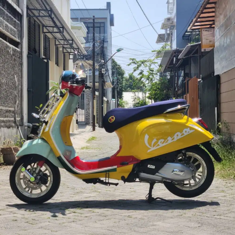 Vespa Primavera Sean Wotherspoon edition ASLI