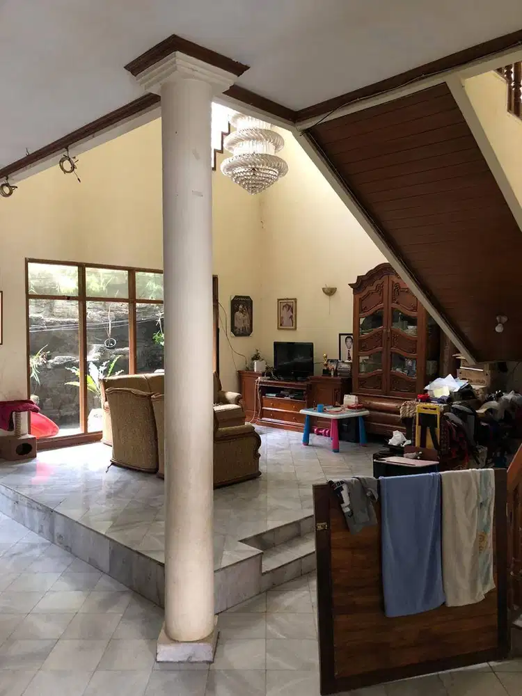 Dijual Rumah di Sarijadi Bandung Akses Strategis