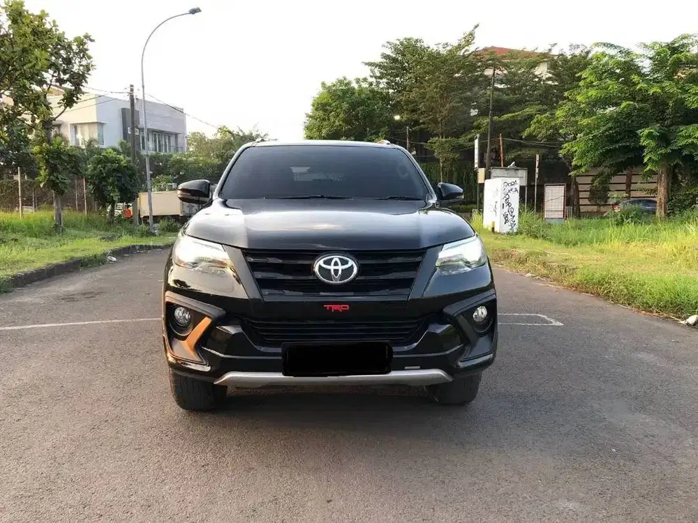Toyota Fortuner 2.4 VRZ TRD 2020