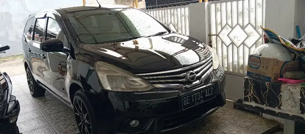 Jual Grand Livina SV Metik 2016