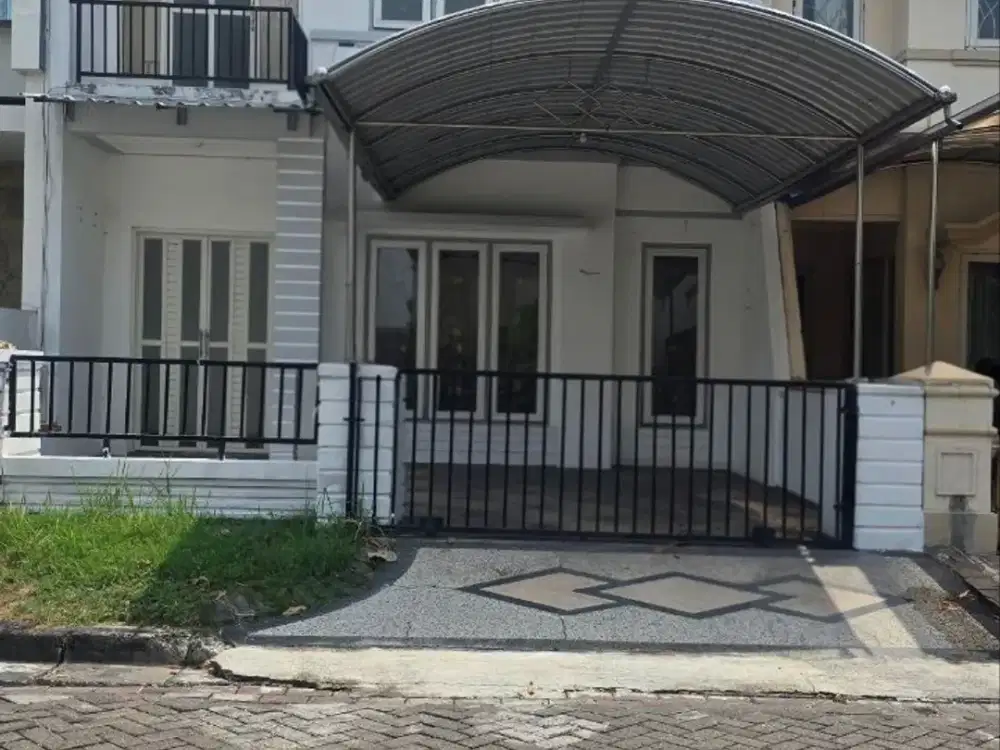 Rumah Pakuwon City Taman Mutiara STRATEGIS