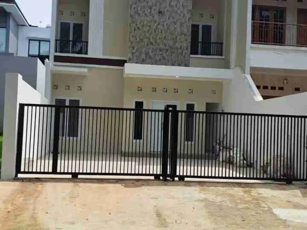 di sewakan rumah 2 lantai dikawasan ekslusif sektor 9
