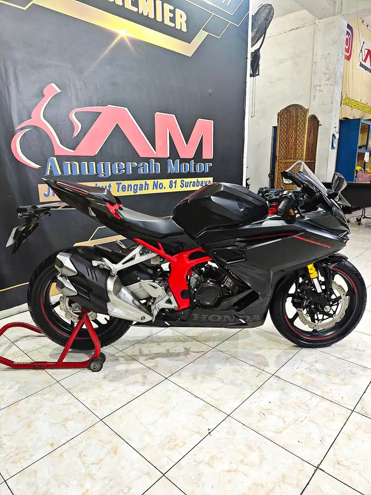 All-new Cbr250Rr th reg 2024 low km.2rb satset.Anugerah motor rungkut