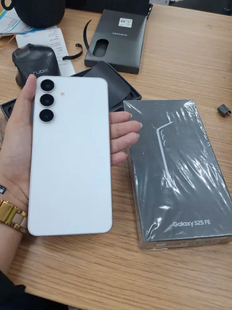 Samsung S25 FE 8/256