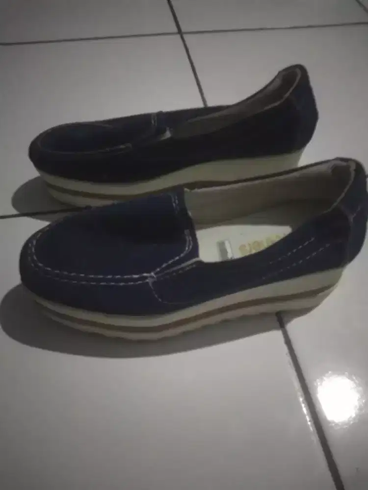 Jual sepatu wanita
