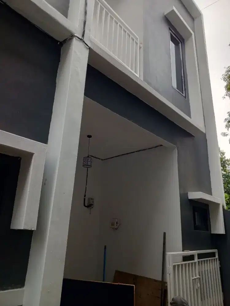 Dijual Rumah Baru cluster diatas ada Rooftop dijagakarsa