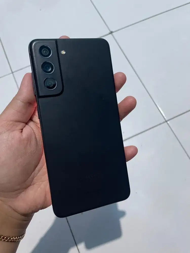 samsung s21fe 5G 8/256 hp dus aja minus sesuai pict