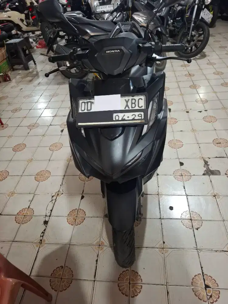 Honda vario 160 abs hitam 2024