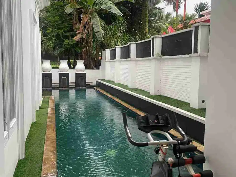 rumah kota wisata Cibubur mewah private pool