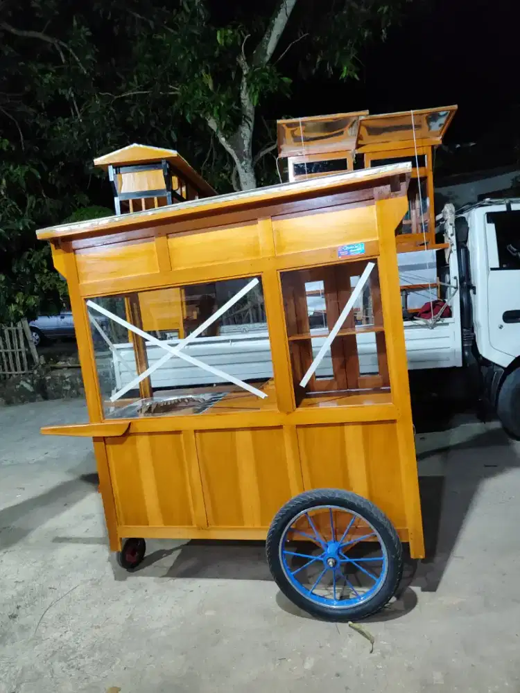 Gerobak Angkringan jg Melayani Pesanan Grobak Bakso Mie Bubur Sate dlL