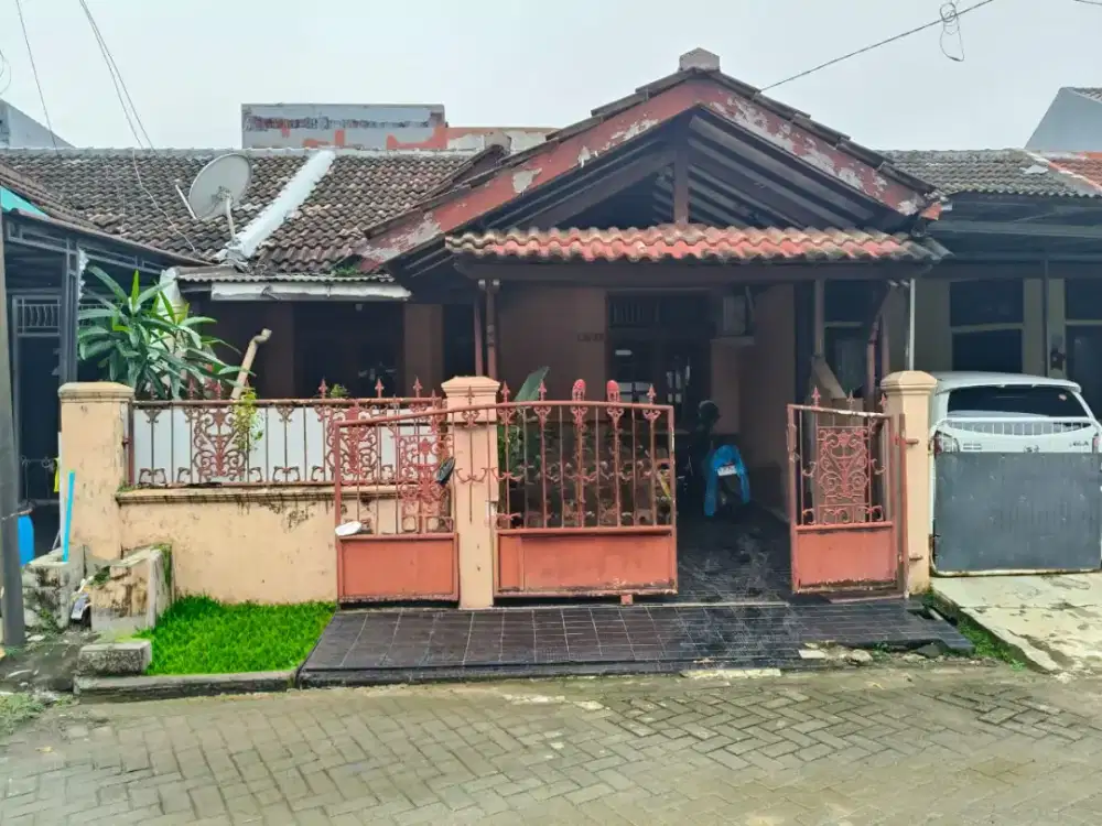 Rumah second dijual dekat stasiun 750jt(120m²)komplek Cimanggis Depok