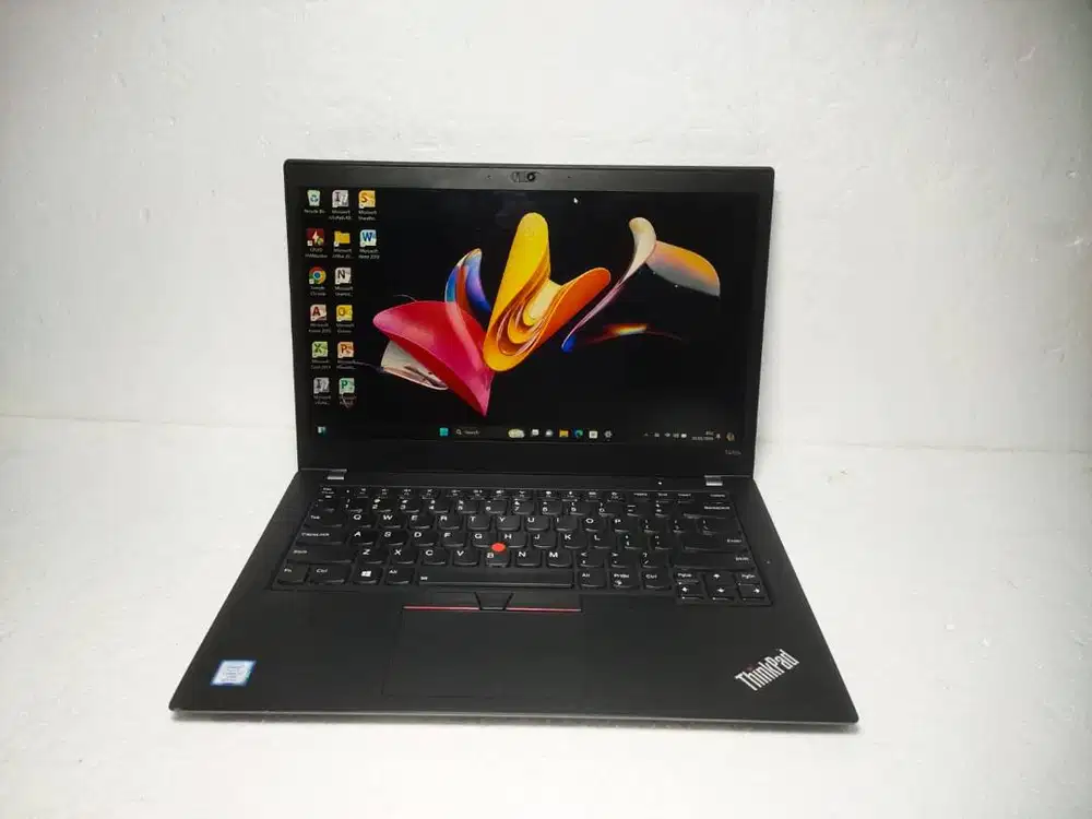 Lenovo Thinkpad T480S Core i7-8550U Ram 16GB Ssd 256GB Layar FHD [B44]