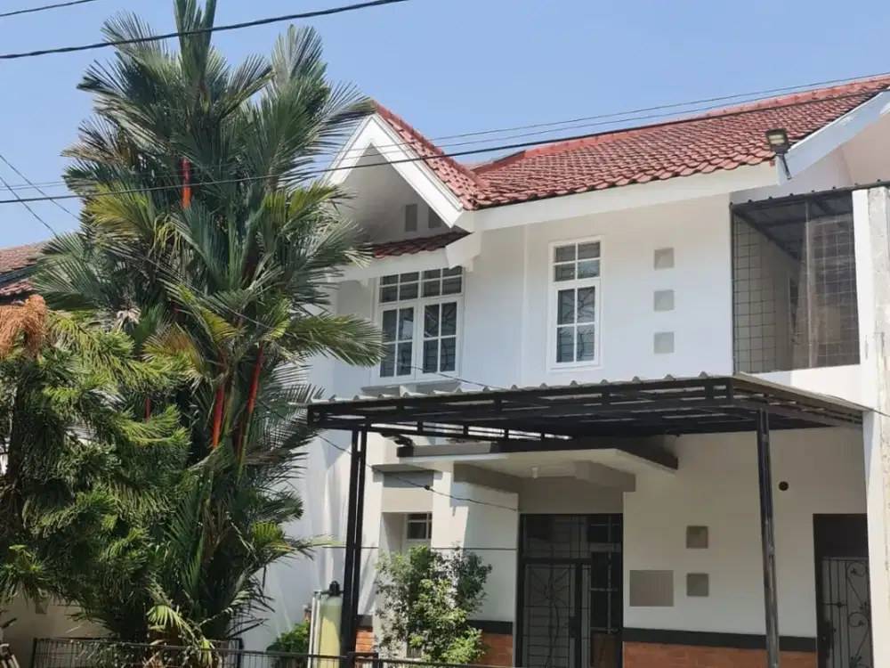 Disewakan Rumah di Cluster Beverly Lippo Cikarang | Full Furnish Siap Huni