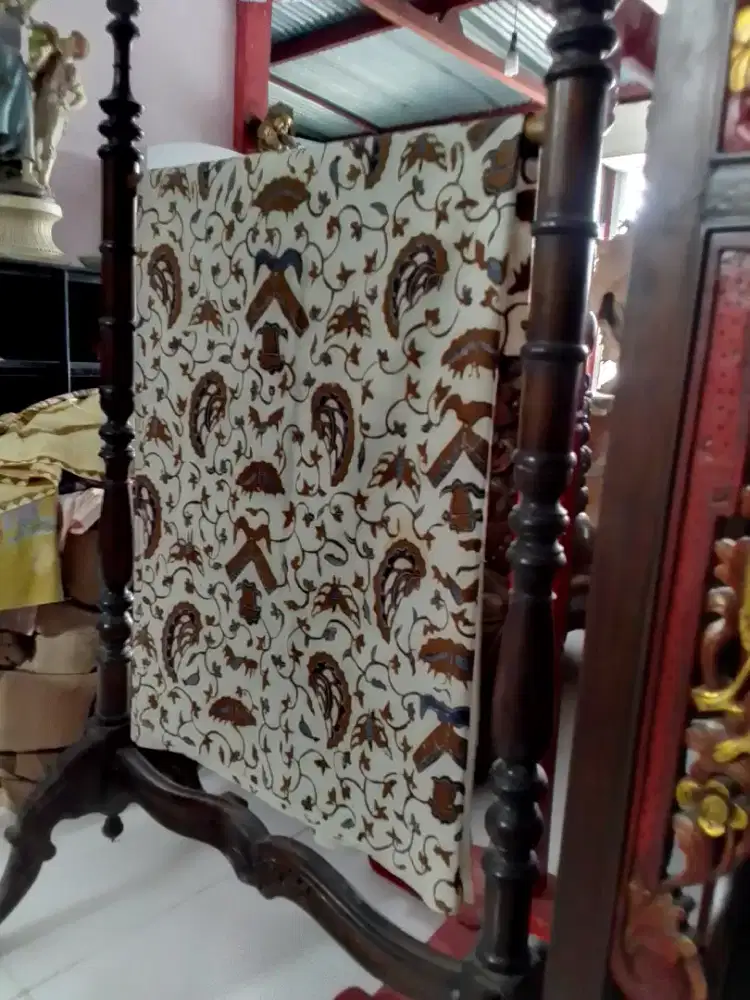 Kain atau jarik panjang