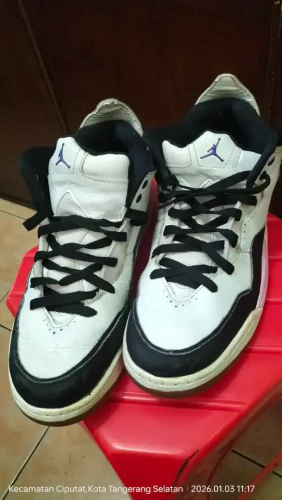 JUAL SEPATU JORDAN AR1000-104