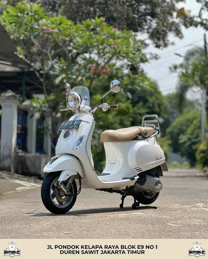 PIAGGIO VESPA LXV 150 3V IE TH 2016 WARNA PUTIH VERY RARE ITEM PERFECT