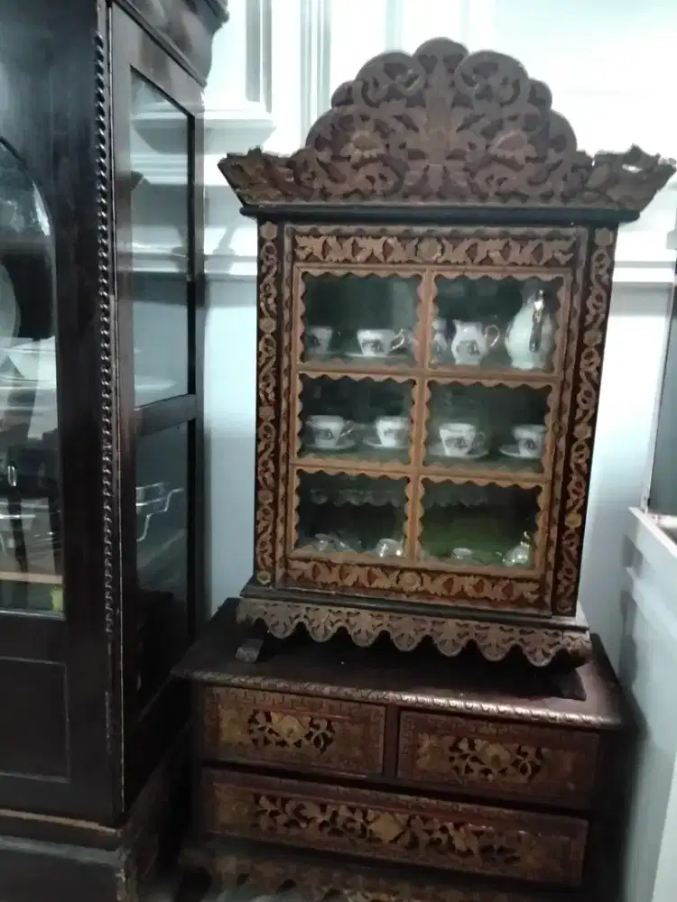 Lemari Limas jati Palembang