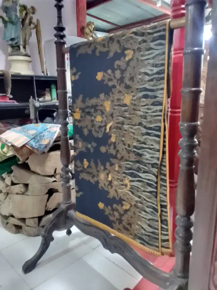 Kain atau jarik panjang lawas