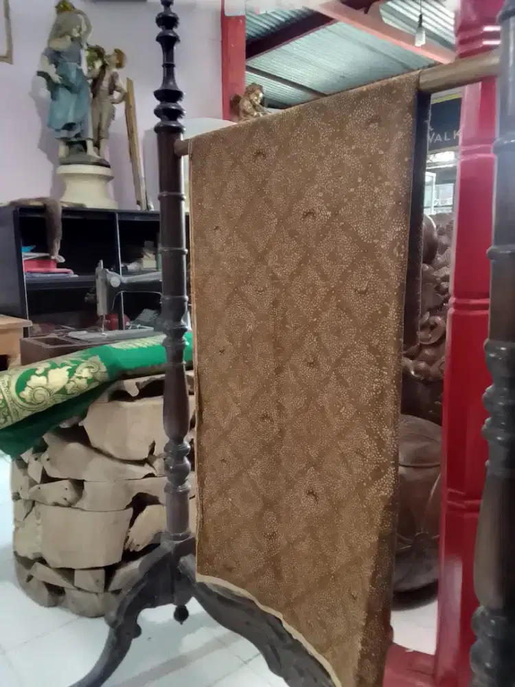 Kain atau jarik panjang lawas