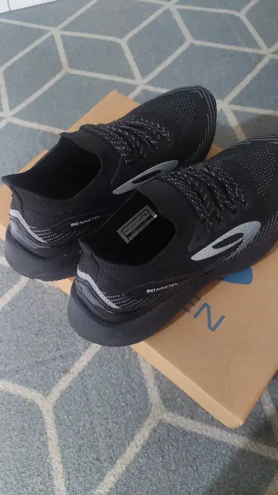 Sepatu 910 Haze Infiknit 1.0 size 37 (23.5 cm)