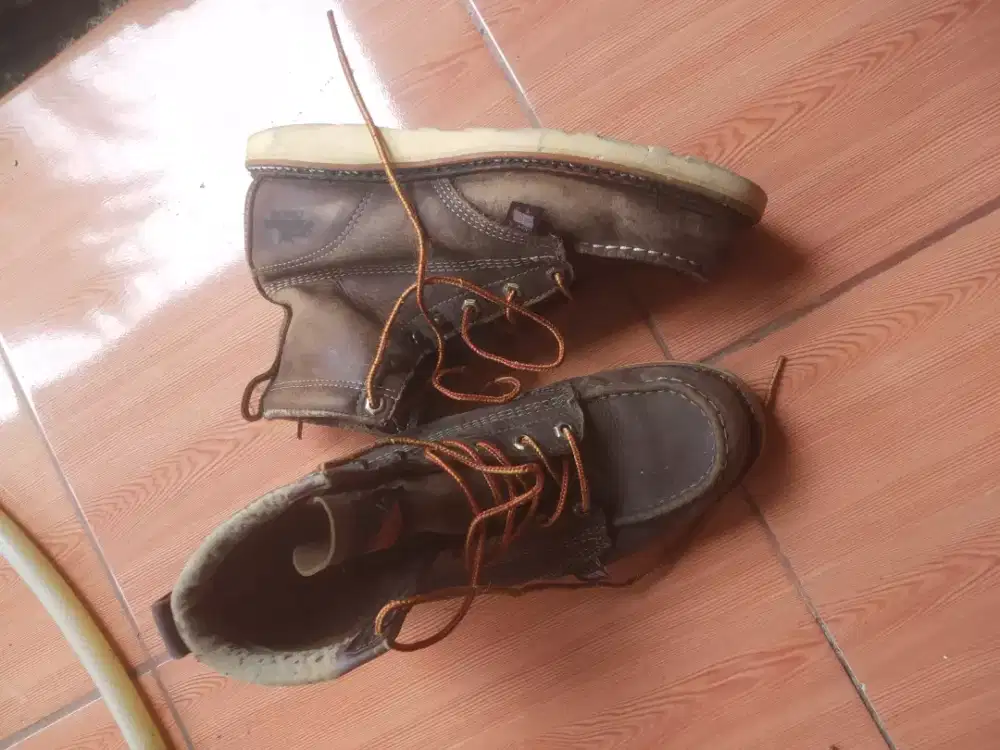 jual sepatu kulit Thorogood