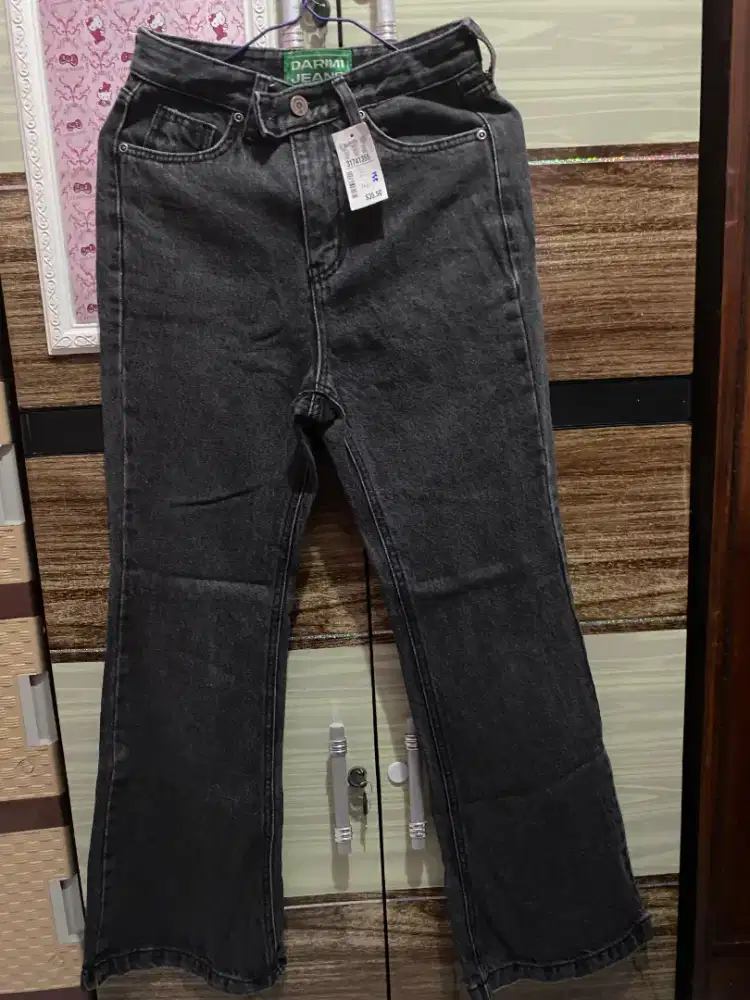 Celana dan bawahan wanita thrift