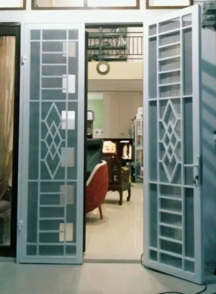 trralis pintu minimalis modern terbaru