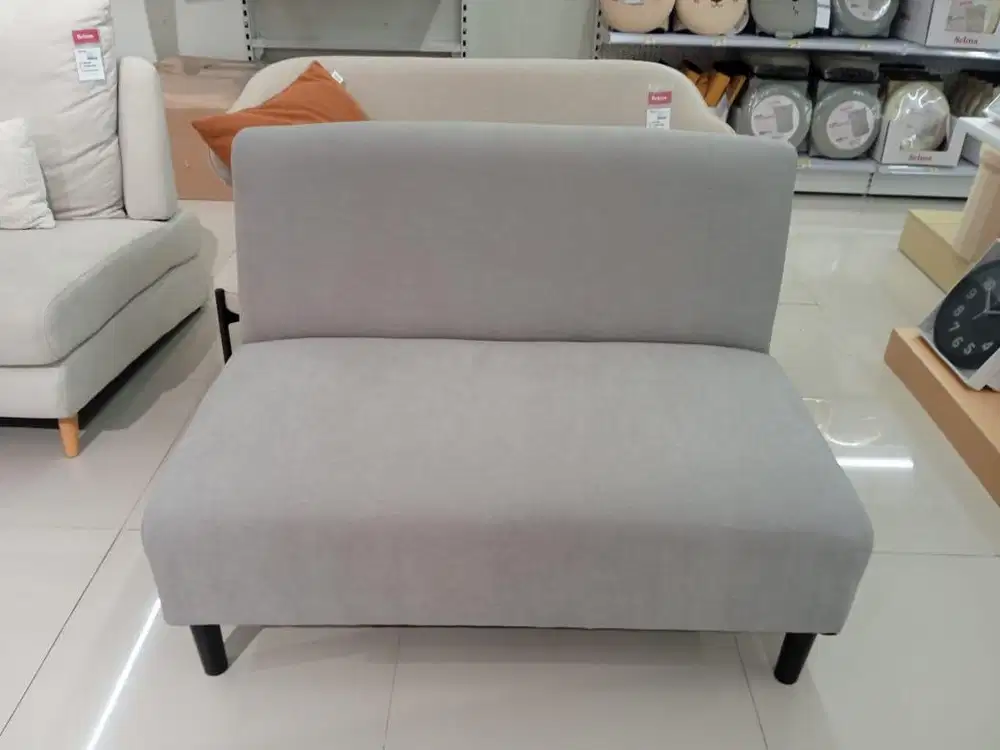 Sofa Minimalis Selma