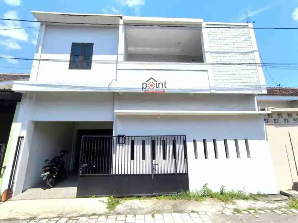 Rumah Bagus Terawat 2lt di Gentan Skh