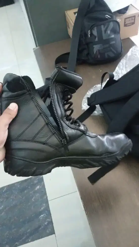 Sepatu Satpam/Security