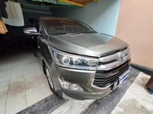 Pajak Panjang - Toyota Kijang Innova 2.0 Q Bensin-AT 2015 Hijau