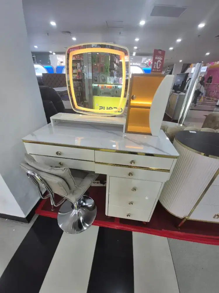 MEJA RIAS TERBARU PROMO CREDIT FREE 1KALI CICILAN