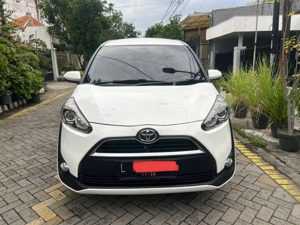 Sienta 1.5 V 2017 , ISTIMEWA