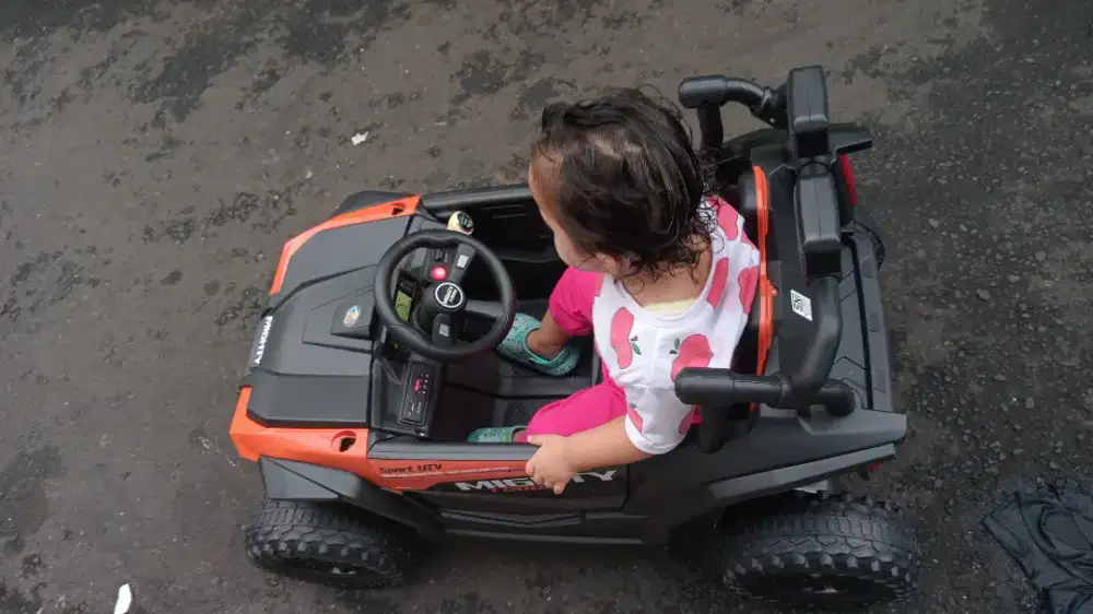 Mainan mobil remot control & manual juga bisa