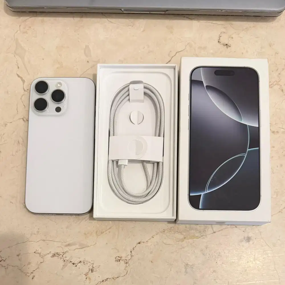 iPhone 16 Pro White Titanium 256gb