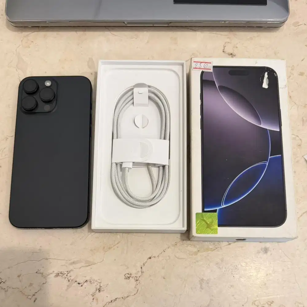 iPhone 16 Pro Max Black Titanium 256gb