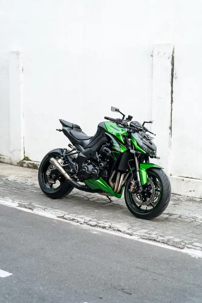 Moge Kawasaki 1000 Sugomi Facelift NIK. 2022 LIkE NEW