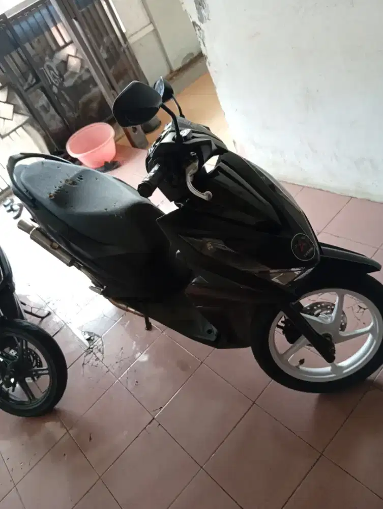 Beat deluxe ss lengkap pajak panjang STNK BPKB ada tangan pertama dari