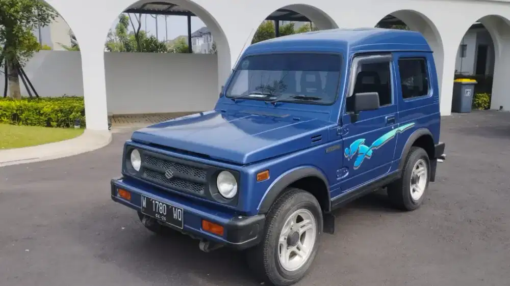 Suzuki Jimny Katana GX 4×2 Bensin Manual 2003 Biru