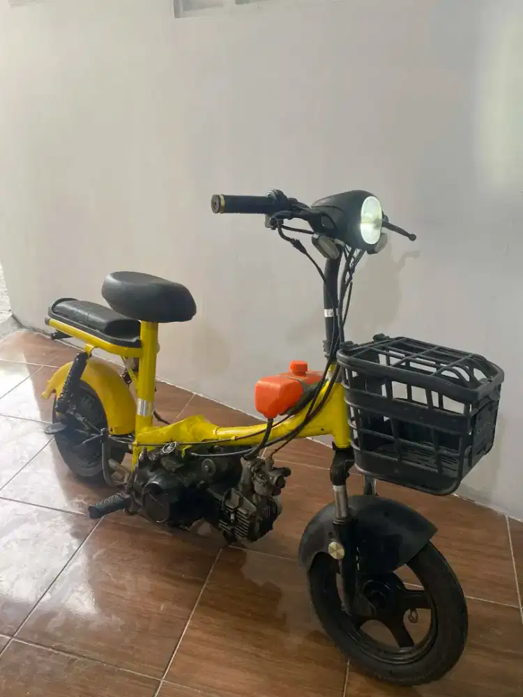 Sepeda mesin motor astrea jual cepat