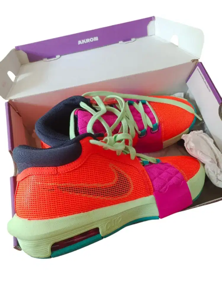 JUAL SEPATU BASKET NIKE ORIGINAL no 42