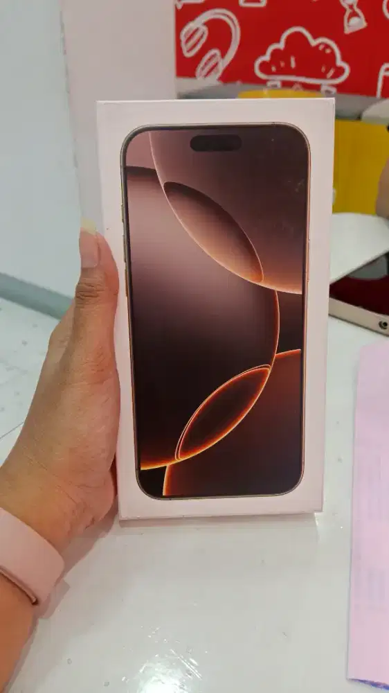 Iphone 16 pro garansi ibox